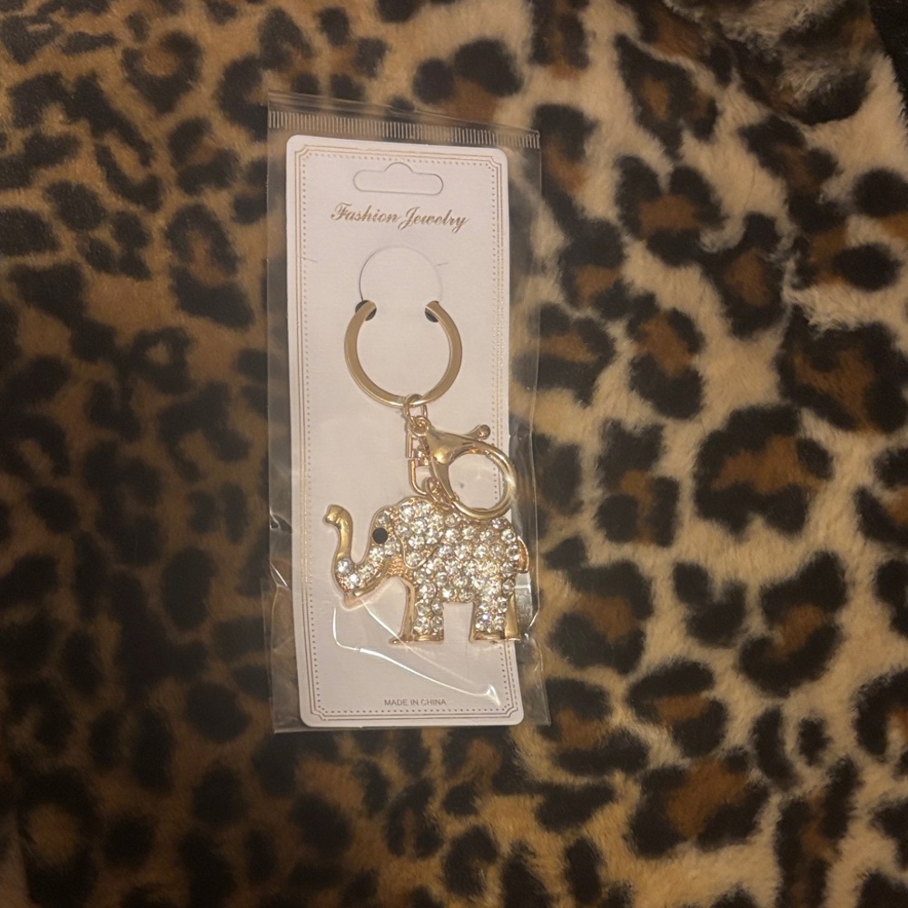 Elephant Rhinestone Keychain - Gold